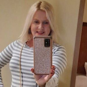 Meet your Posher, Carolyn